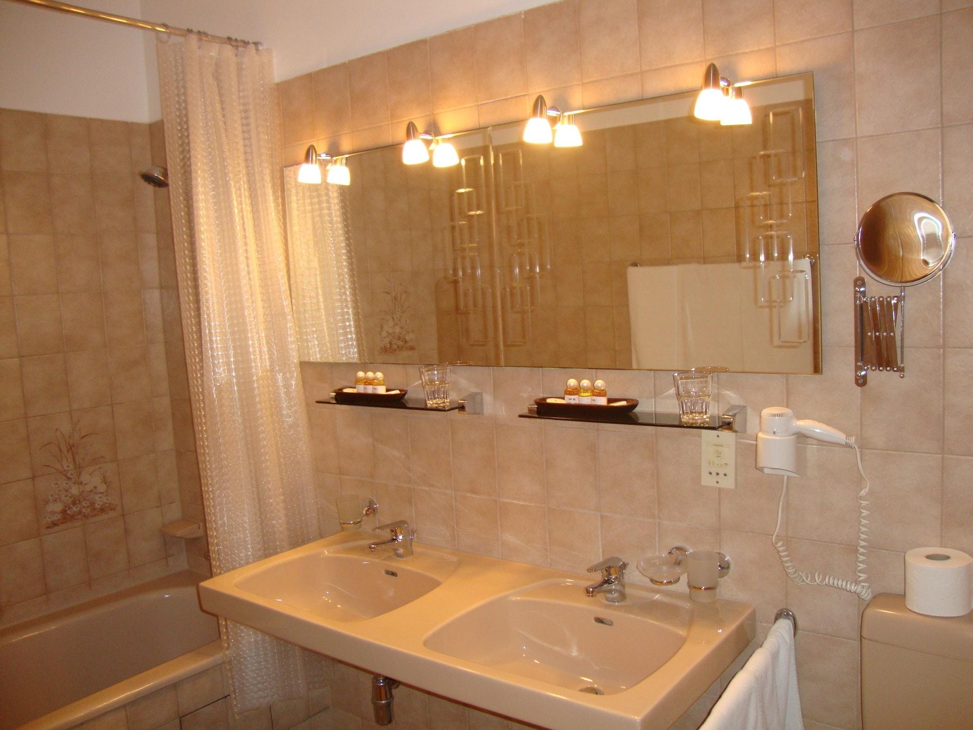 Hotel Bajazzo Wenen